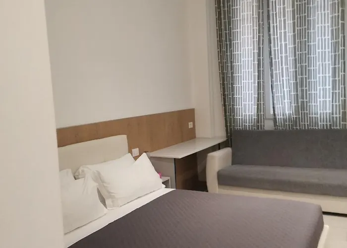 Cenisio 2 Bed & Breakfast Milaan